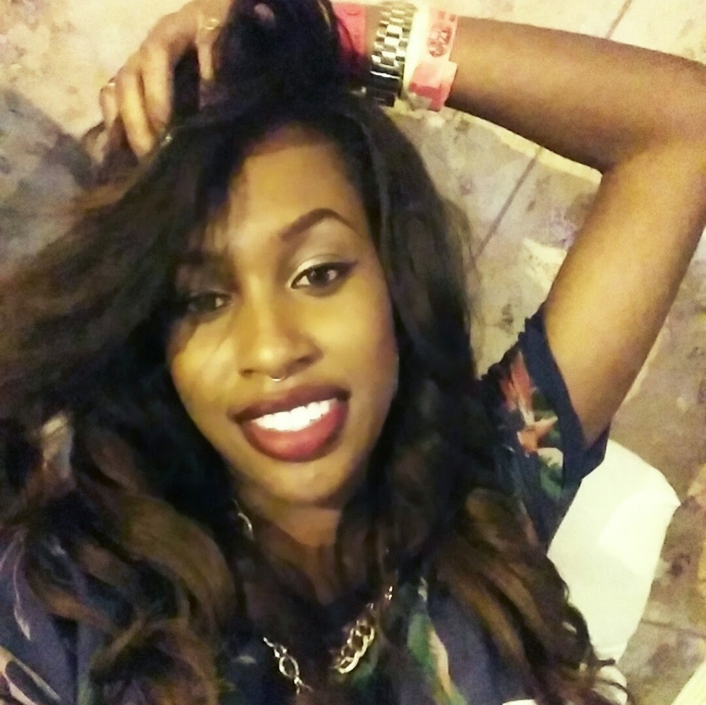 Meet your Posher, Whitney